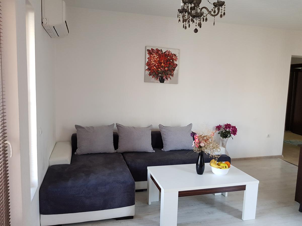 Family Aparthotel Vintegra Burgaz Dış mekan fotoğraf