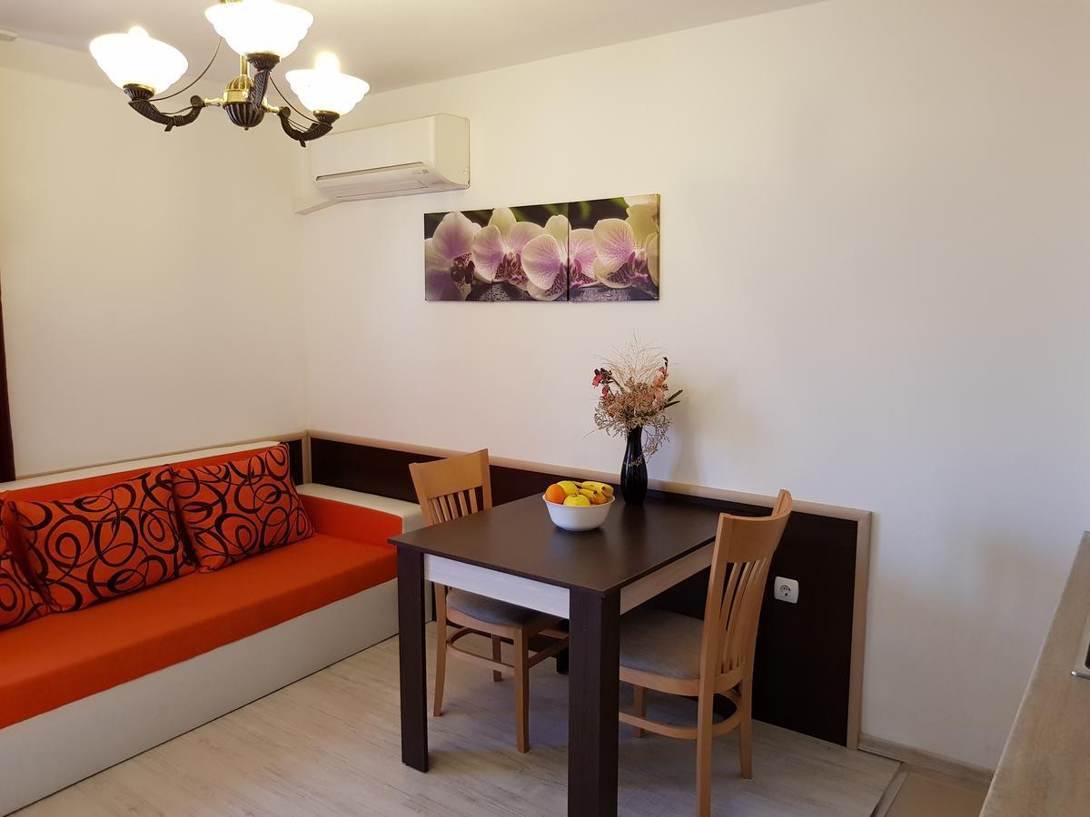 Family Aparthotel Vintegra Burgaz Dış mekan fotoğraf